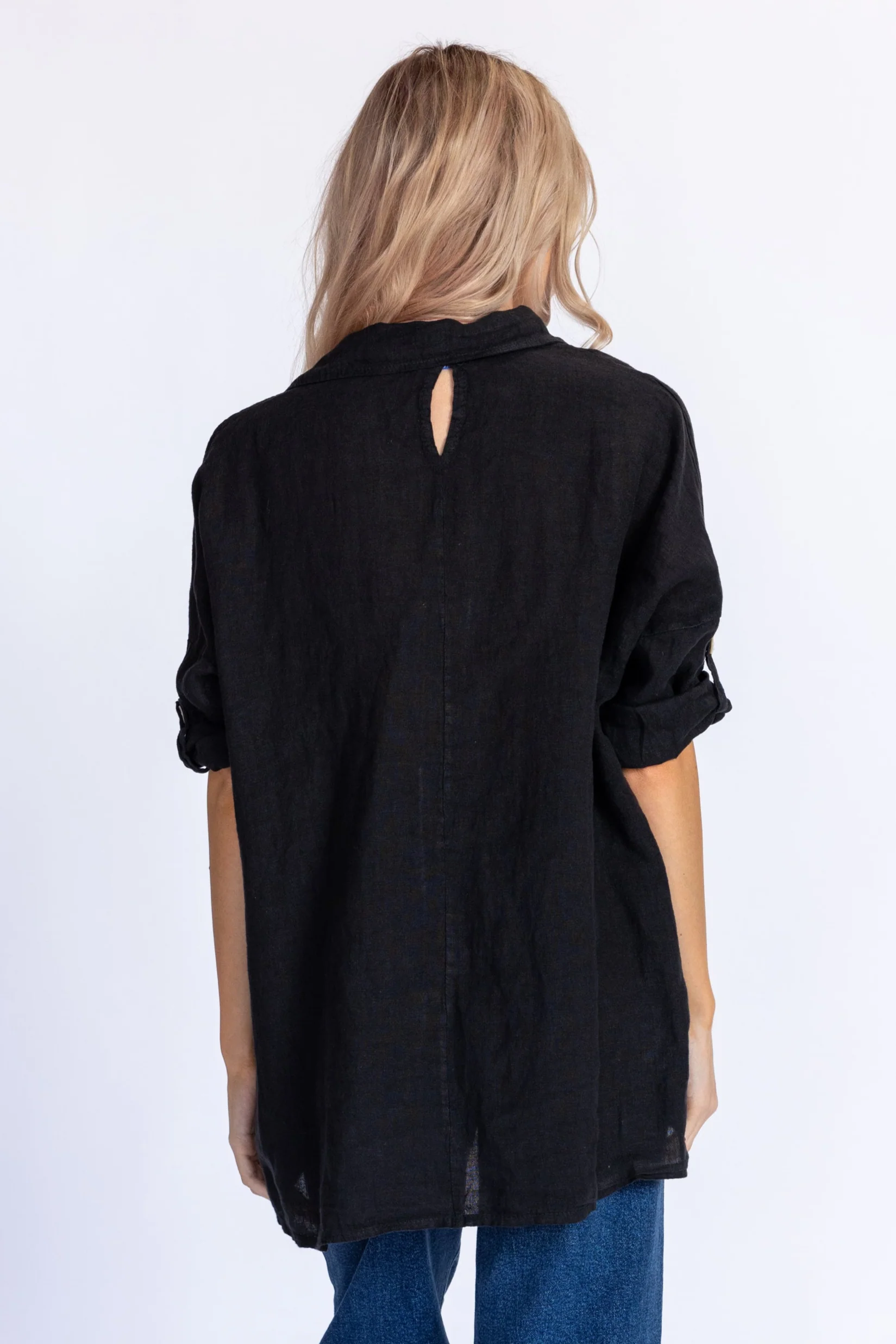 Keyhole Linen Shirt - Image 4