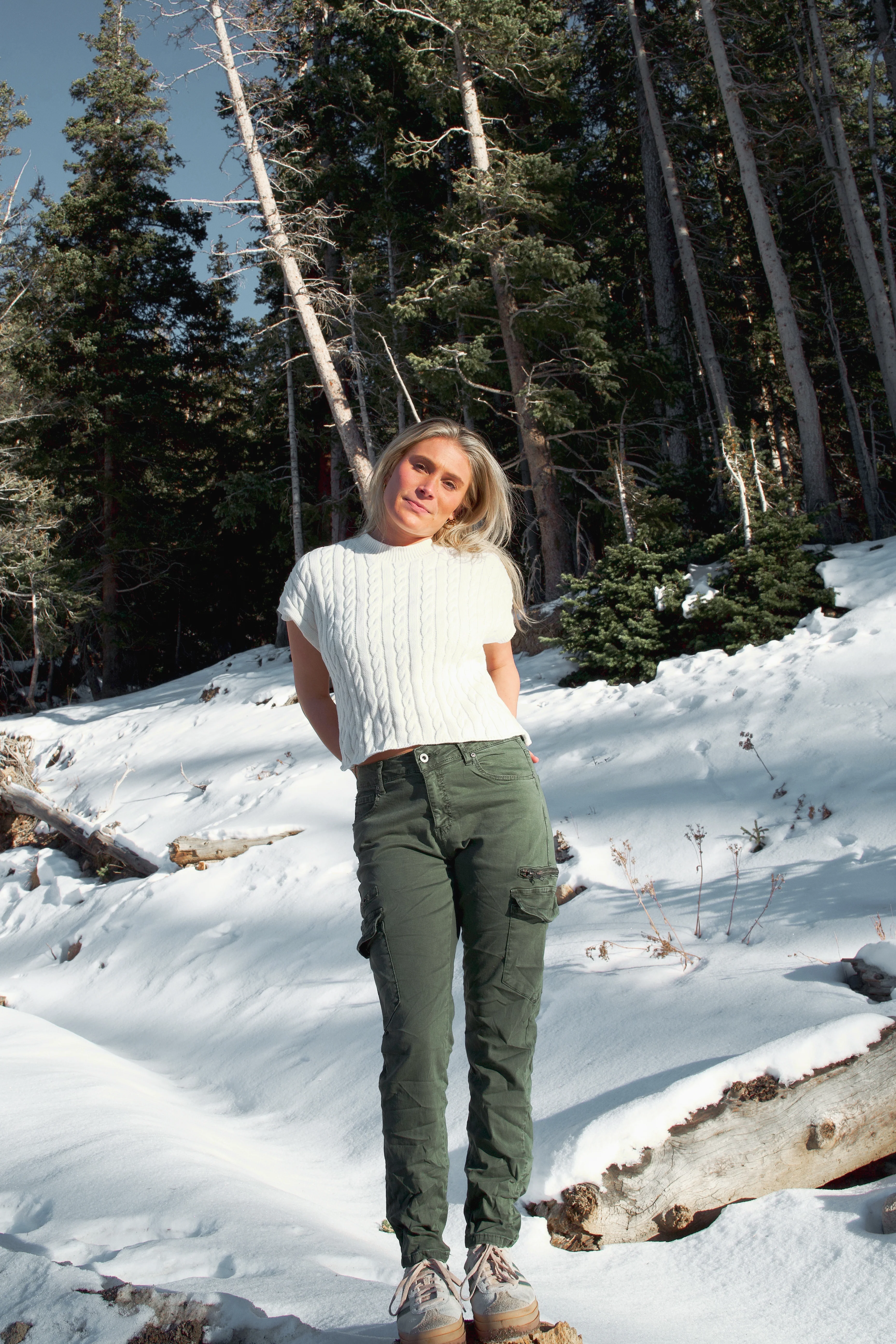 Ava Jogger - Image 18