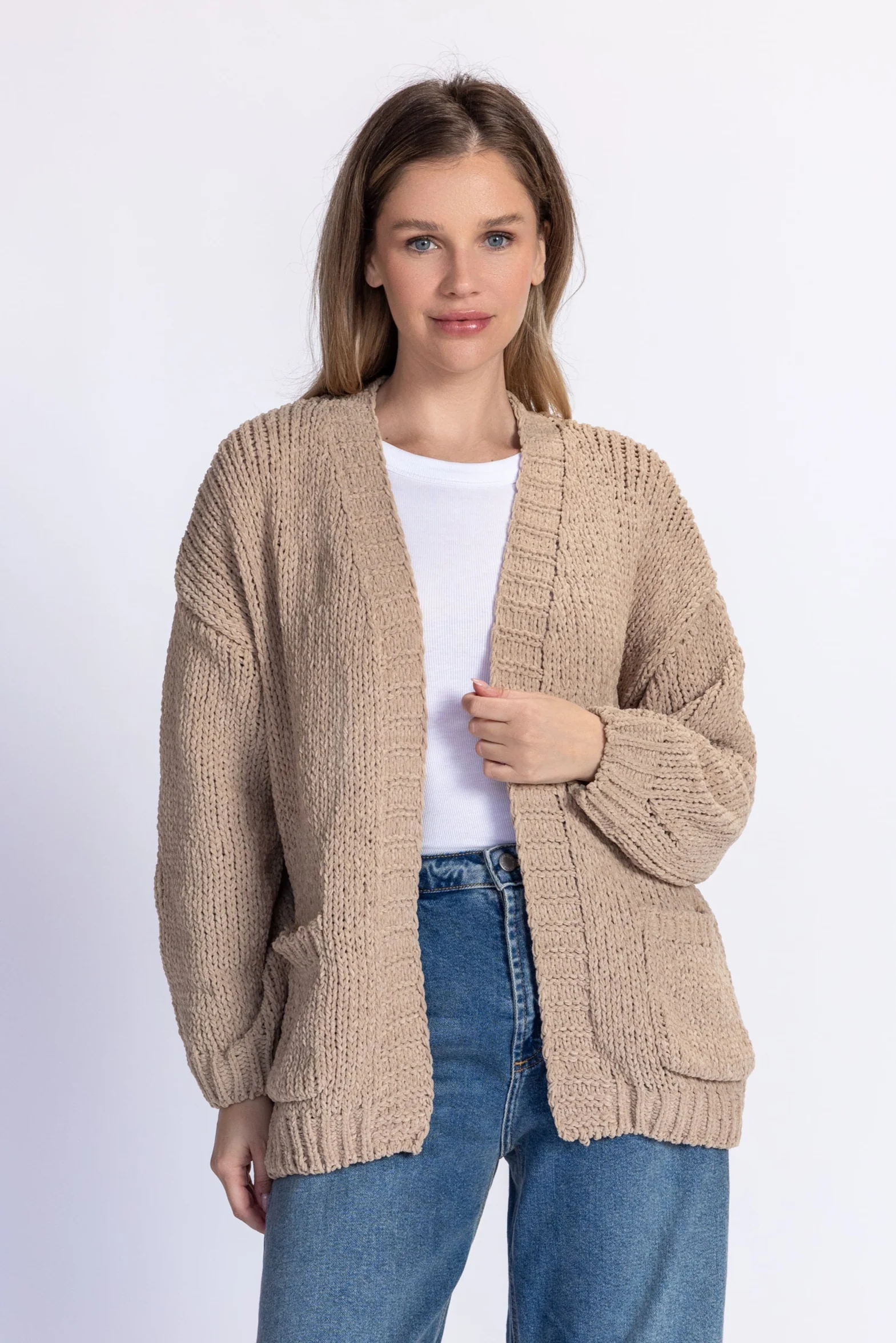 The Miracle Chunky Knit Cardigan - Image 10